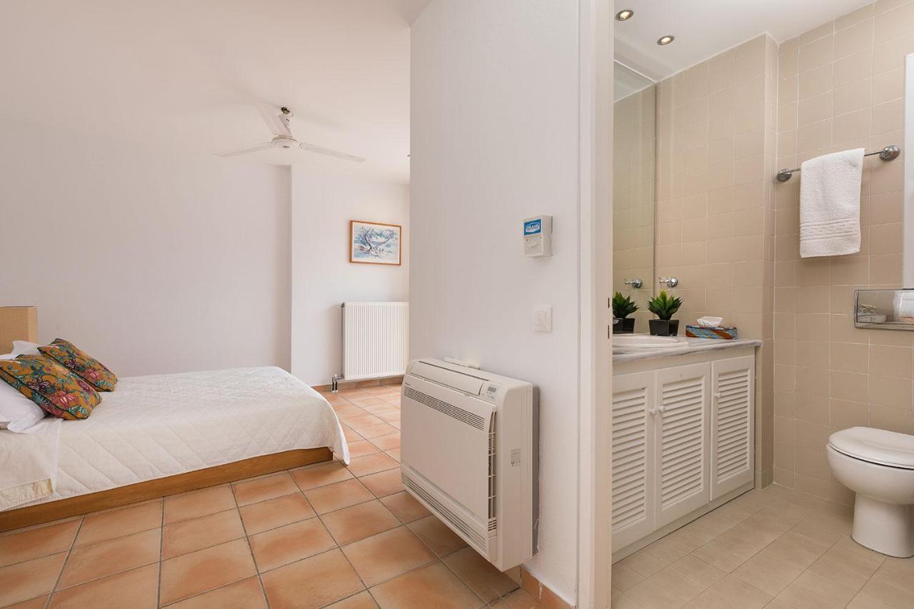 בארבאטי Villa Piedra Del Mar Beachfront By Villa2Be מראה חיצוני תמונה